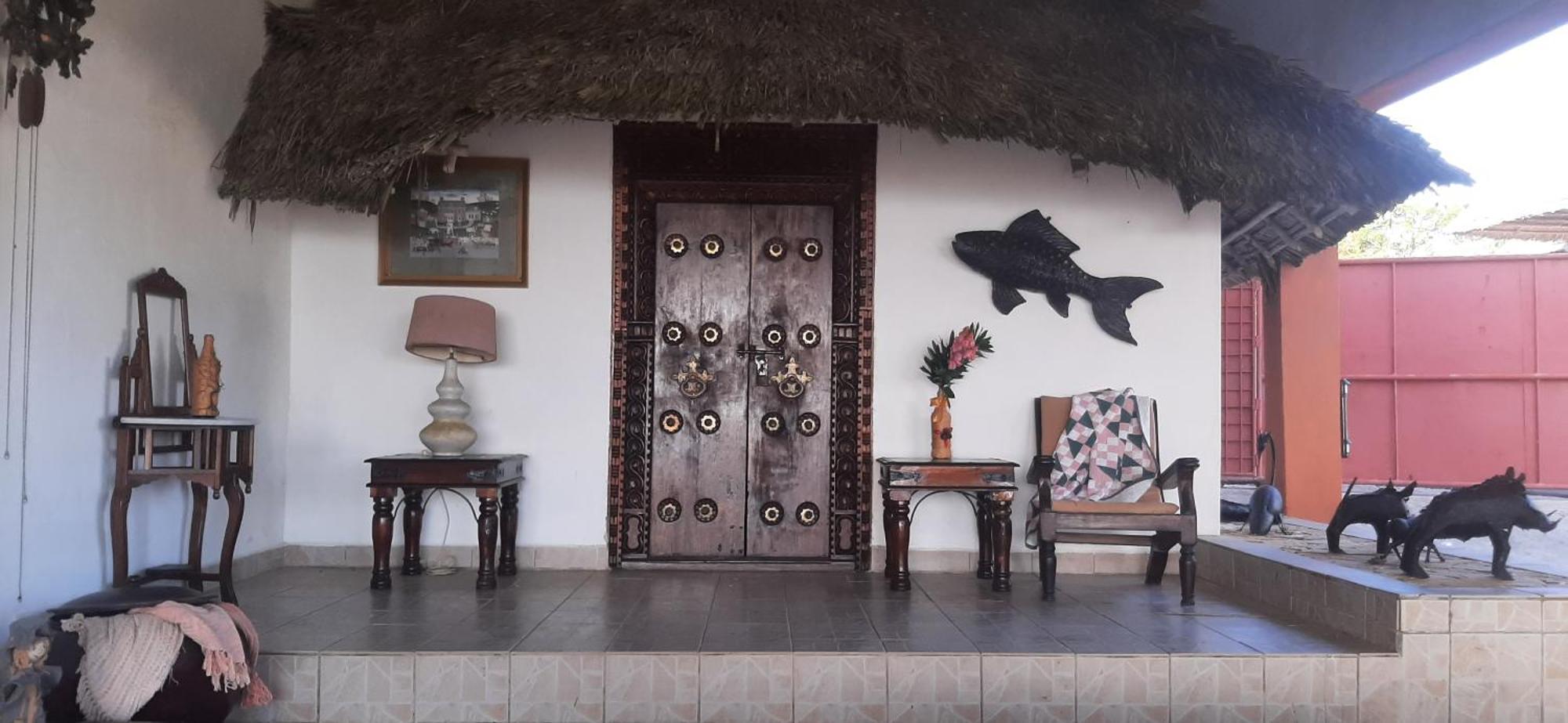 Game Fish Lodge Нунгви Екстериор снимка